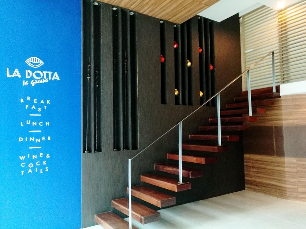 Hotel Sacha's Uno Bangkok